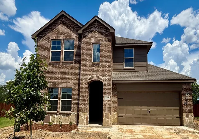 Photo 1 of Sale Pending at 3310 Charleston Dr, Ennis, TX 75119 | MLS# 21260223 | Listing updated on 2026-09-08