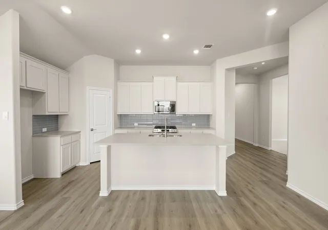 Photo 4 of Sale Pending at 1104 Birchwood Dr, Crowley, TX 76036 | MLS# 21260277 | Listing updated on 2026-09-27