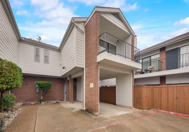Photo 3 of Condo for sale at 5100 Verde Valley Ln #119, Dallas, TX 75254 | MLS# 21259946 | Listing updated on 2026-08-02