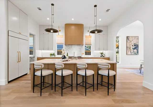 Photo 3 of Single family home for sale at 7327 Casa Loma Ave, Dallas, TX 75214 | MLS# 21260404 | Listing updated on 2026-09-13