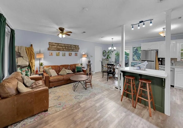 Photo 2 of Single family home for sale at 902 S Avenue L, Clifton, TX 76634 | MLS# 21260536 | Listing updated on 2026-09-30