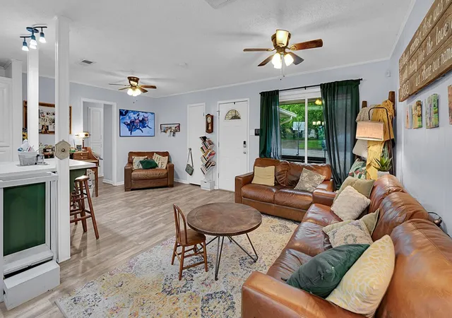 Photo 3 of Single family home for sale at 902 S Avenue L, Clifton, TX 76634 | MLS# 21260536 | Listing updated on 2026-09-30