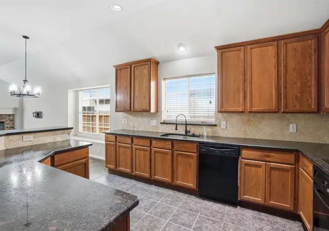 Photo 4 of Single family home for sale at 2239 Maserati Dr, Frisco, TX 75033 | MLS# 21258369 | Listing updated on 2026-09-26