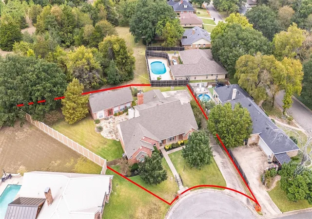 Photo 1 of Single family home for sale at 6400 Creekside Dr, Greenville, TX 75402 | MLS# 21260952 | Listing updated on 2026-07-29