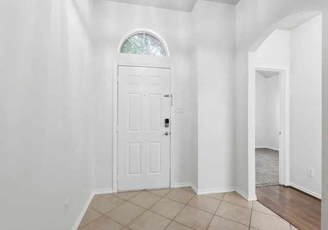 Photo 3 of Single family home for sale at 2809 Bull Shoals Dr, Fort Worth, TX 76131 | MLS# 21260350 | Listing updated on 2026-09-09