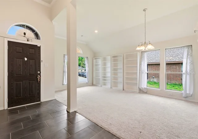 Photo 3 of Single family home for sale at 1924 Carrington Dr, Glenn Heights, TX 75154 | MLS# 21261099 | Listing updated on 2026-09-08
