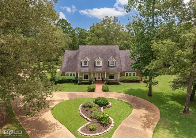 Single family home for sale at 10685 Saint Charles Pl, Keithville, LA 71047 | MLS# 21259003