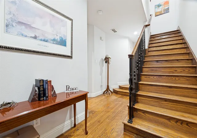 Photo 4 of Townhouse for sale at 1442 Pecos St, Dallas, TX 75204 | MLS# 21252851 | Listing updated on 2026-10-06