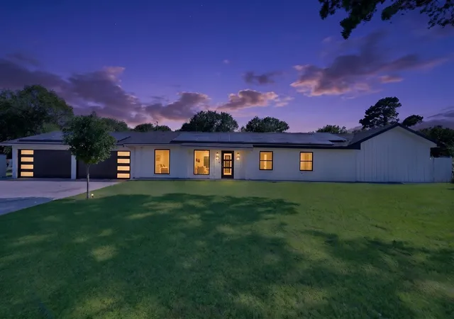Photo 1 of Single family home for sale at 620 E Suxth St, Springtown, TX 76082 | MLS# 21259778 | Listing updated on 2026-07-29