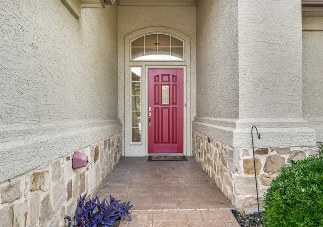 Photo 3 of Single family home for sale at 11009 Southerland Dr, Denton, TX 76207 | MLS# 21261752 | Listing updated on 2026-09-11