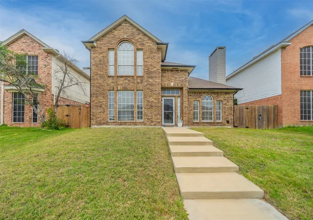 Photo 1 of Single family home for sale at 2525 Brooke Trl, Carrollton, TX 75006 | MLS# 21250856 | Listing updated on 2026-09-10