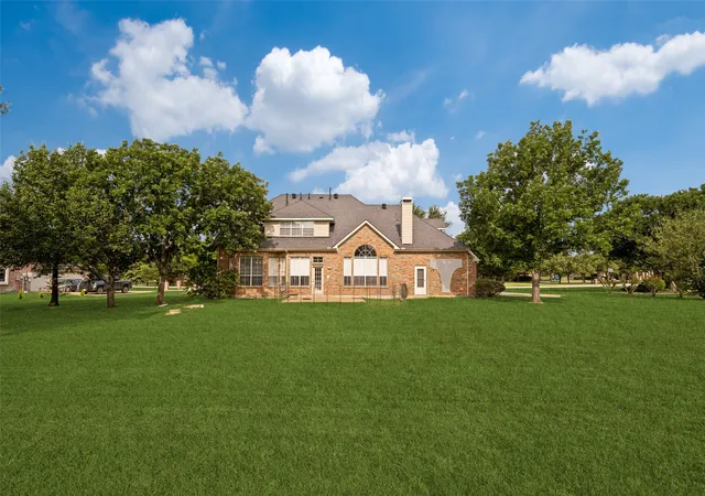Photo 3 of Single family home for sale at 4504 Springhill Estates Dr, Allen, TX | MLS# 21201959 | Listing updated on 2026-09-21