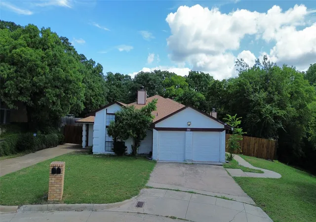 Photo 3 of Multi family home for sale at 7809 Laver Ct #7809-7811, Fort Worth, TX 76112 | MLS# 21262679 | Listing updated on 2026-09-10