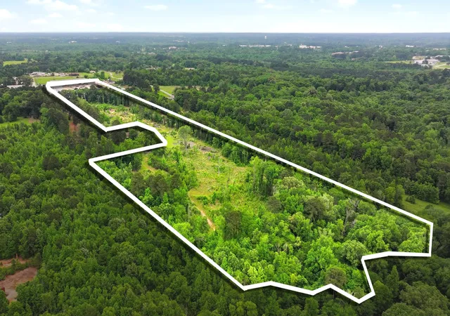 Photo 2 of Sale Pending at 4249 Sh 42, Kilgore, TX 75662 | MLS# 21261710 | Listing updated on 2026-07-29