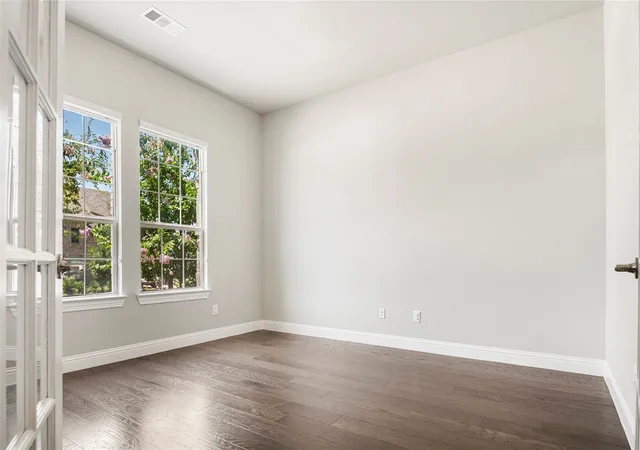 Photo 3 of Sale Pending at 4100 Angelina Dr, Mc Kinney, TX 75071 | MLS# 21262945 | Listing updated on 2026-09-08