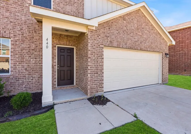 Photo 3 of Sale Pending at 440 Canoe Wy, Crowley, TX 76036 | MLS# 21255693 | Listing updated on 2026-09-14