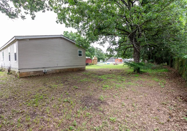 Photo 16 of Manufactured home for sale at 133 Tres Lagos Blvd, Gun Barrel City, TX 75156 | MLS# 21245368 | Listing updated on 2026-10-05