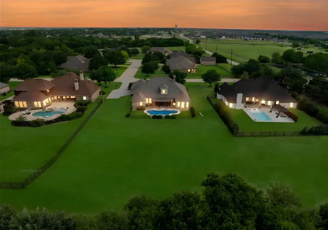 Single family home for sale at 2000 Fair Oaks Ln, Prosper, TX 75078 | MLS# 21255635