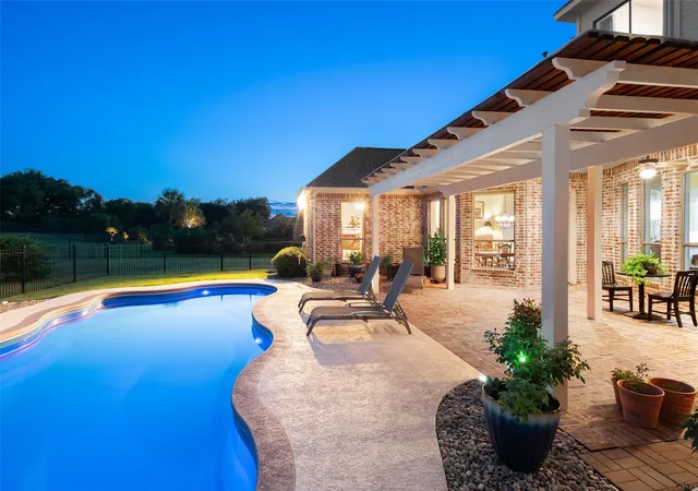 Photo 3 of Single family home for sale at 2000 Fair Oaks Ln, Prosper, TX 75078 | MLS# 21255635 | Listing updated on 2026-10-04
