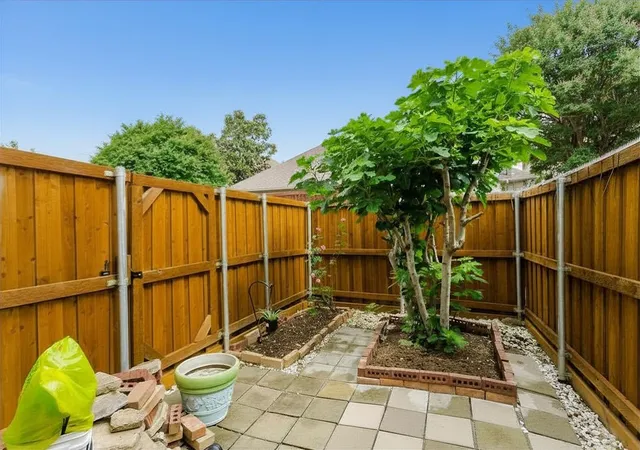 Photo 2 of Single family home for sale at 6015 Thursby Ave, Dallas, TX 75252 | MLS# 21252191 | Listing updated on 2026-09-12