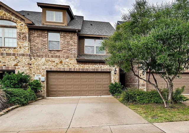 Photo 3 of Townhouse for sale at 6817 Topaz Dr, Greenville, TX 75402 | MLS# 21261417 | Listing updated on 2026-09-08
