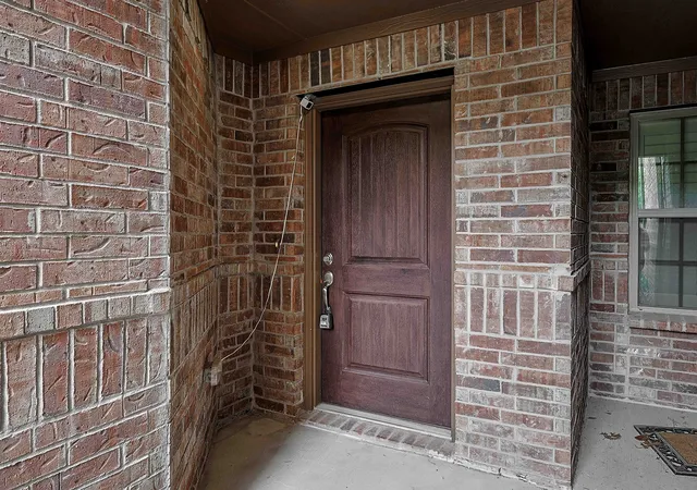 Photo 3 of Townhouse for sale at 6817 Topaz Dr, Greenville, TX 75402 | MLS# 21261417 | Listing updated on 2026-09-08