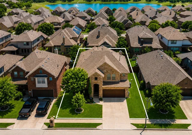Photo 4 of Single family home for sale at 8416 Whistling Duck Dr, Fort Worth, TX 76118 | MLS# 21258655 | Listing updated on 2026-08-01