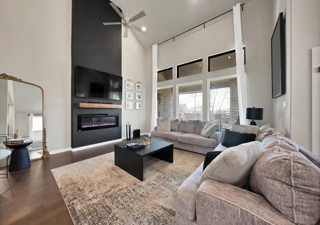 Photo 3 of Single family home for sale at 449 Beechwood Dr, Lavon, TX 75166 | MLS# 21264198 | Listing updated on 2026-10-01