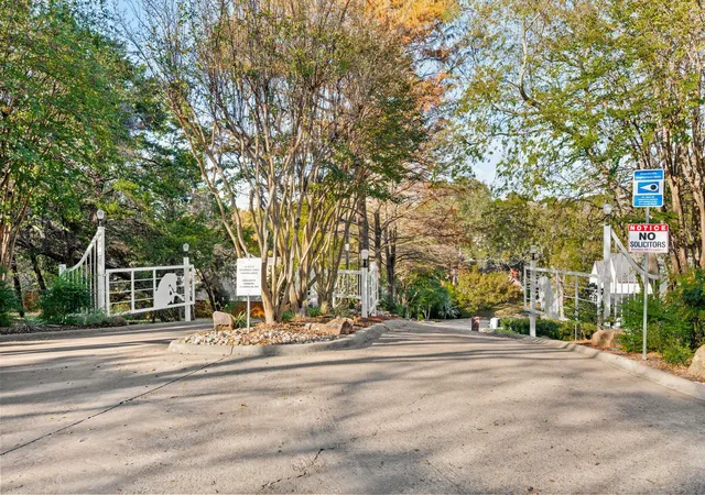 Photo 40 of Mansion for sale at 1 Churchill Downs, Duncanville, TX 75116 | MLS# 21235219 | Listing updated on 2026-07-31