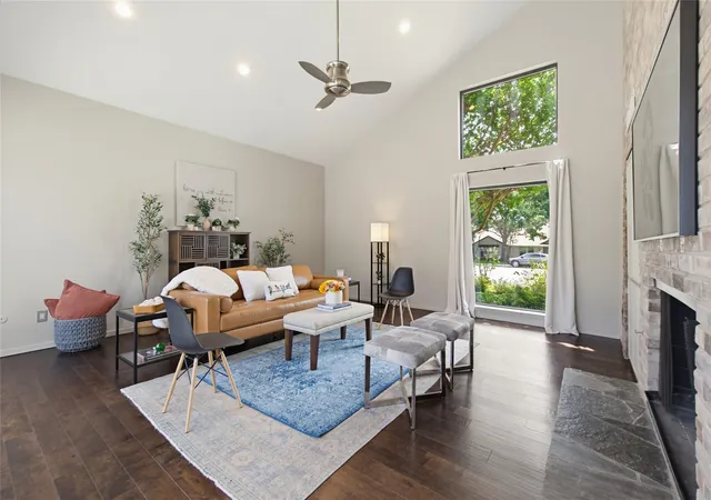 Photo 3 of Single family home for sale at 8903 Maple Glen Dr, Dallas, TX 75231 | MLS# 21255354 | Listing updated on 2026-09-13