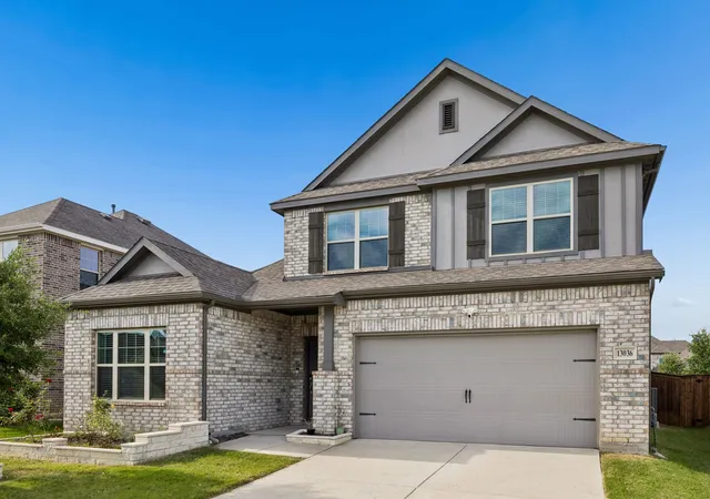 Photo 2 of Single family home for sale at 13036 Mizell Ln, Aubrey, TX 76227 | MLS# 21264430 | Listing updated on 2026-09-11
