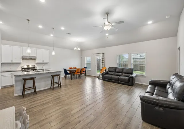 Photo 4 of Single family home for sale at 13036 Mizell Ln, Aubrey, TX 76227 | MLS# 21264430 | Listing updated on 2026-09-11