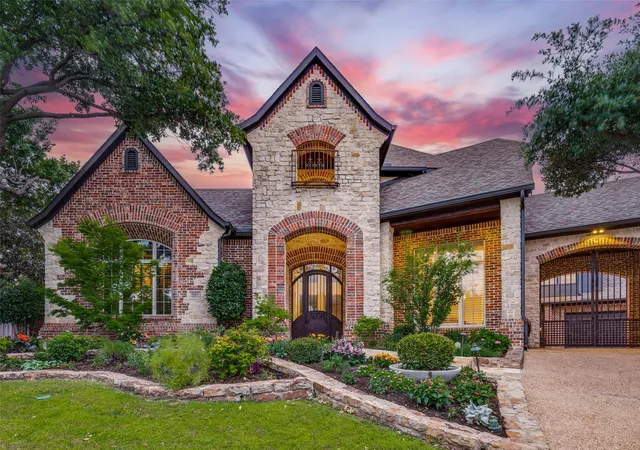 Photo 2 of Mansion for sale at 5167 Lorraine Dr, Frisco, TX 75034 | MLS# 21264496 | Listing updated on 2026-09-13