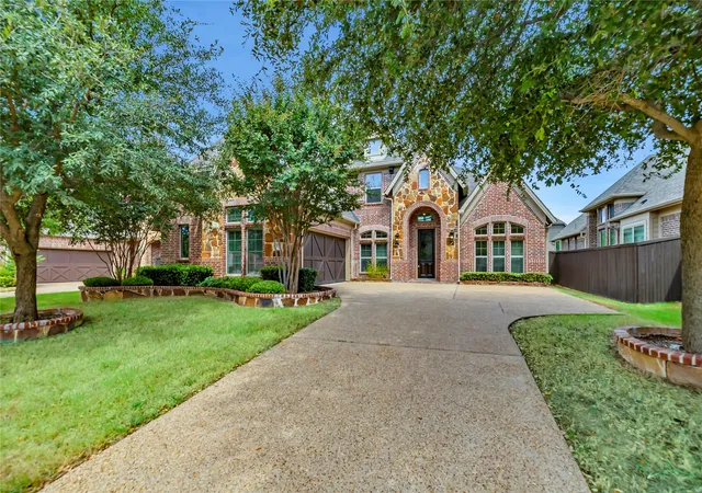 Photo 2 of Single family home for sale at 1530 Snowberry Dr, Allen, TX 75013 | MLS# 21264733 | Listing updated on 2026-09-12
