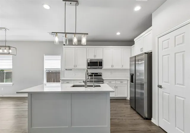 Single family home for sale at 4945 Ramey Ave, Fort Worth, TX 76105 | MLS# 21263390