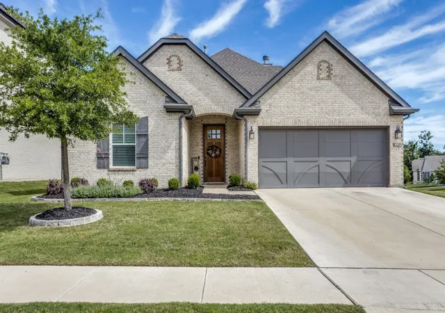 Photo 1 of Single family home for sale at 1025 Gannon Valley Trl, Weatherford, TX 76087 | MLS# 21264957 | Listing updated on 2026-09-10