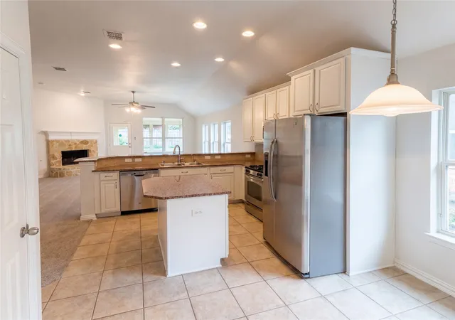 Photo 4 of Single family home for sale at 1605 Nighthawk Dr, Little Elm, TX 75068 | MLS# 21265049 | Listing updated on 2026-09-08