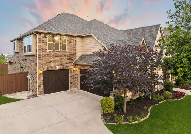 Photo 2 of Single family home for sale at 411 Salada Dr, Prosper, TX 75078 | MLS# 21265096 | Listing updated on 2026-10-01