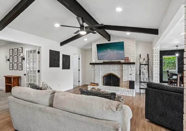 Photo 1 of Single family home for sale at 813 Oakbluff Dr, Lancaster, TX 75146 | MLS# 21249384 | Listing updated on 2026-07-29