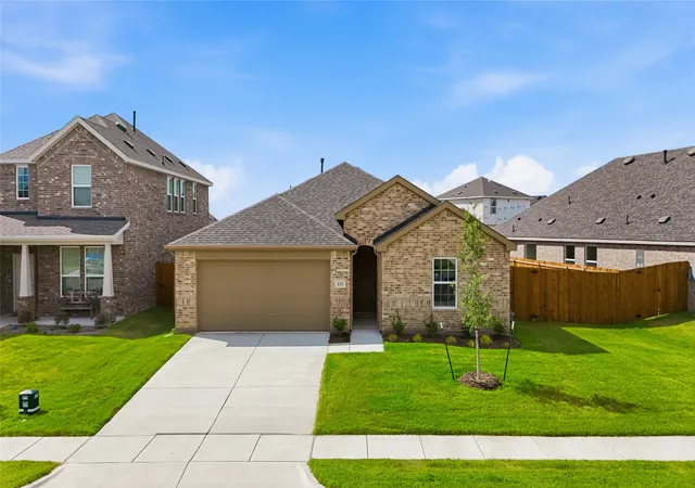 Photo 1 of Sale Pending at 132 Patrick Henry Dr, Venus, TX 76084 | MLS# 21264307 | Listing updated on 2026-09-09