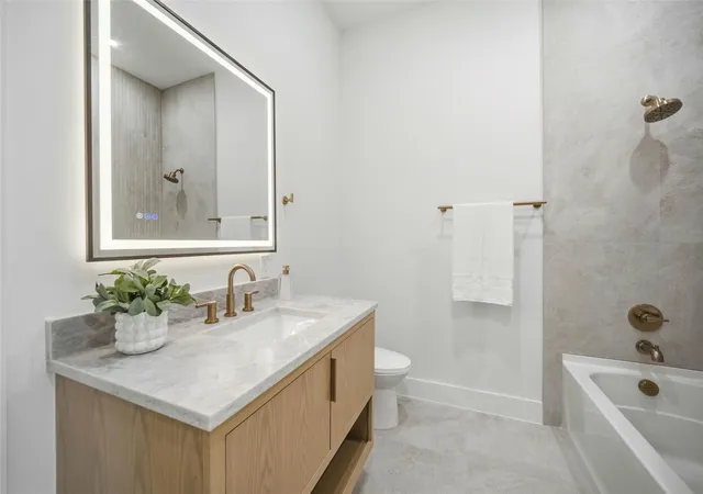 Photo 4 of Sale Pending at 3624 Fontana, Dallas, TX 75220 | MLS# 21265426 | Listing updated on 2026-09-09