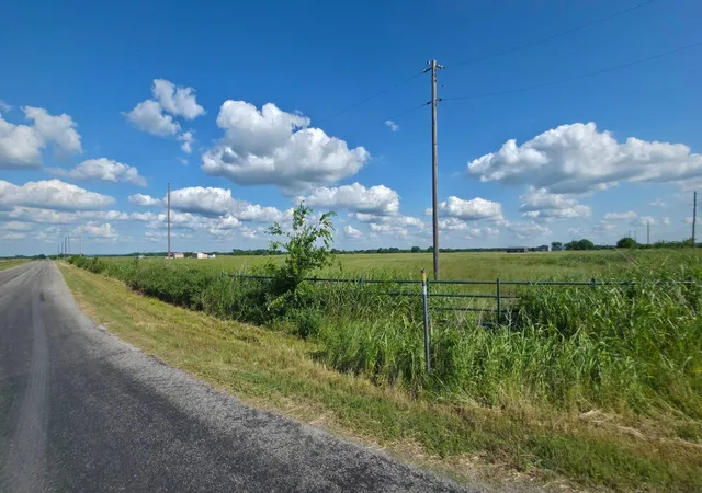 Photo 1 of Land for sale at 1948 Cordell Rd, Sadler, TX 76264 | MLS# 21265453 | Listing updated on 2026-07-31