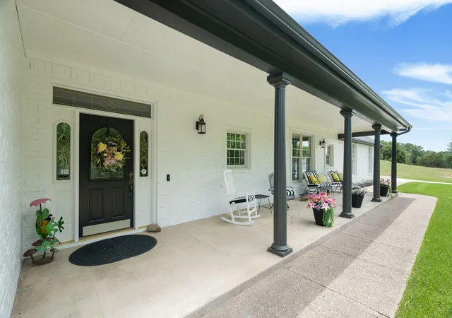 Photo 3 of Single family home for sale at 72 Crown Rd, Willow Park, TX 76087 | MLS# 21265048 | Listing updated on 2026-09-09