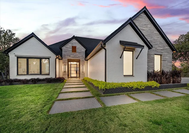 Photo 2 of Single family home for sale at 9017 Rumfield Rd, North Richland Hills, TX 76182 | MLS# 21265581 | Listing updated on 2026-09-14