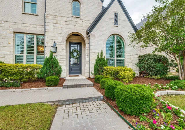 Photo 2 of Single family home for sale at 4031 Covent Garden Ln, Frisco, TX 75034 | MLS# 21265512 | Listing updated on 2026-09-16
