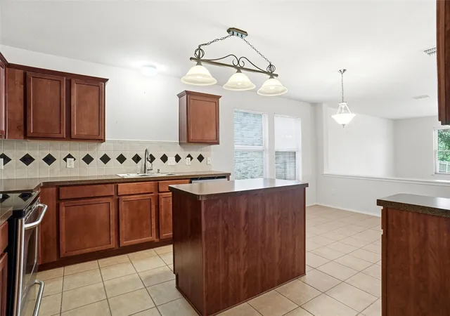 Photo 4 of Sale Pending at 209 Broken Arrow, Krum, TX 76249 | MLS# 21264755 | Listing updated on 2026-09-13