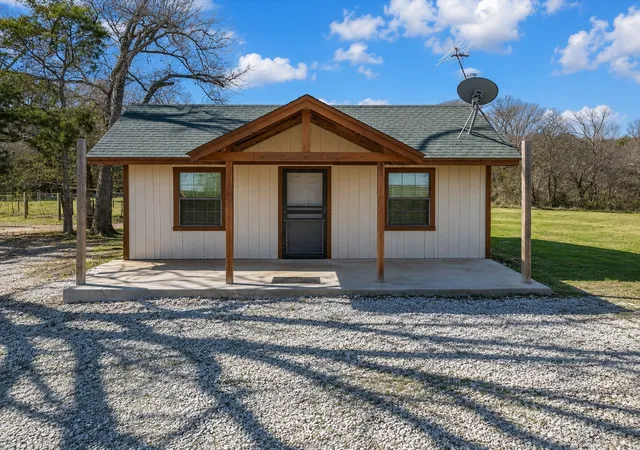 Photo 2 of House for sale at 11095 E State Hwy 31, Kerens, TX 75144 | MLS# 21265819 | Listing updated on 2026-09-08