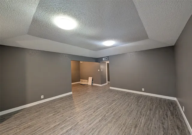 Photo 4 of Single family home for sale at 6709 Ridgecrest Ct, Fort Worth, TX 76133 | MLS# 21261466 | Listing updated on 2026-07-30