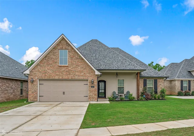 Photo 2 of Single family home for sale at 122 Brimestone Loop, Benton, LA 71006 | MLS# 21266583 | Listing updated on 2026-08-01