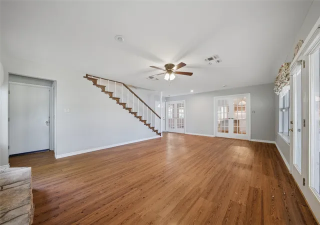 Photo 3 of Single family home for sale at 158 Baywood Blvd, Mabank, TX 75156 | MLS# 21267093 | Listing updated on 2026-07-30